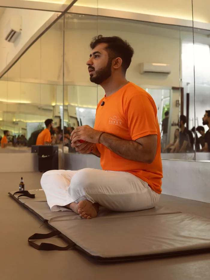 Mid-round - a Sabrr breathwork session in Delhi